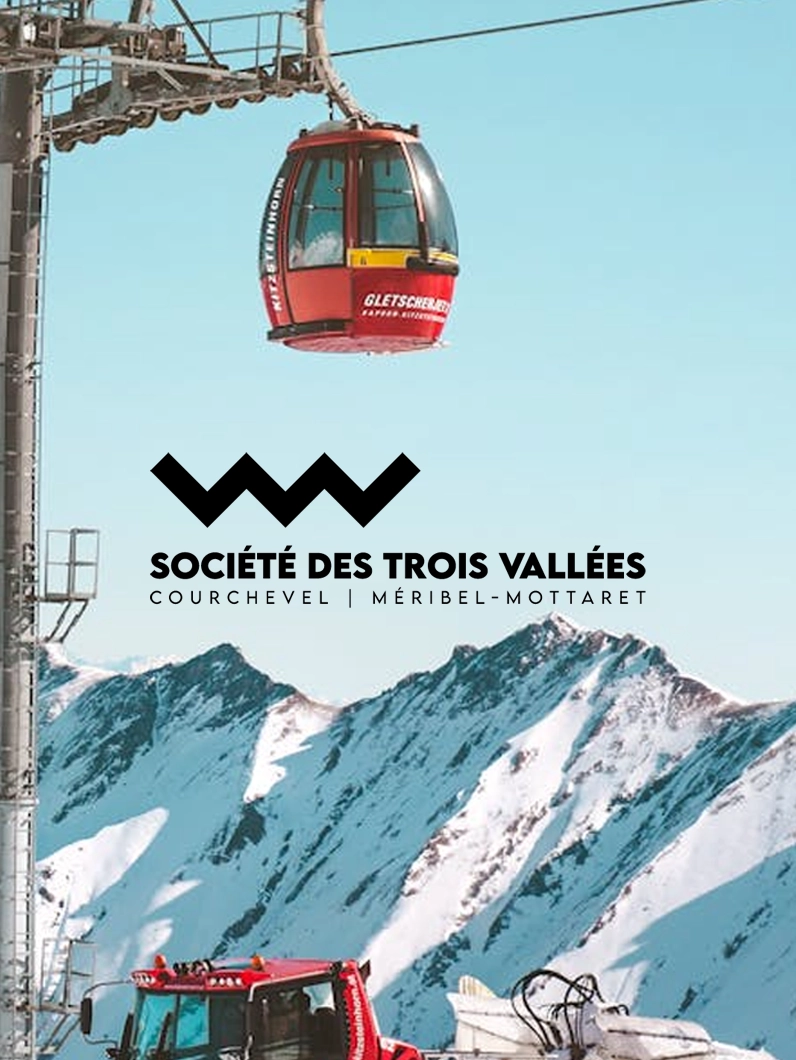 Visuel Société des Trois Vallées avec télécabine et montagnes enneigées, illustrant un cas client dans l’univers du tourisme et des domaines skiables.